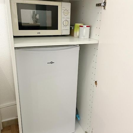 #1 Petit Studio Pres Du Metro L9 Bagnolet Εξωτερικό φωτογραφία