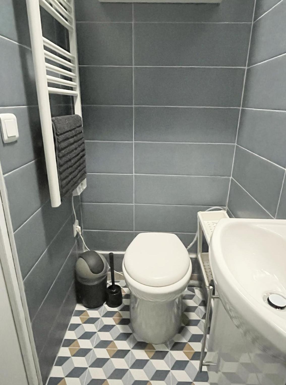 #1 Petit Studio Pres Du Metro L9 Bagnolet Εξωτερικό φωτογραφία